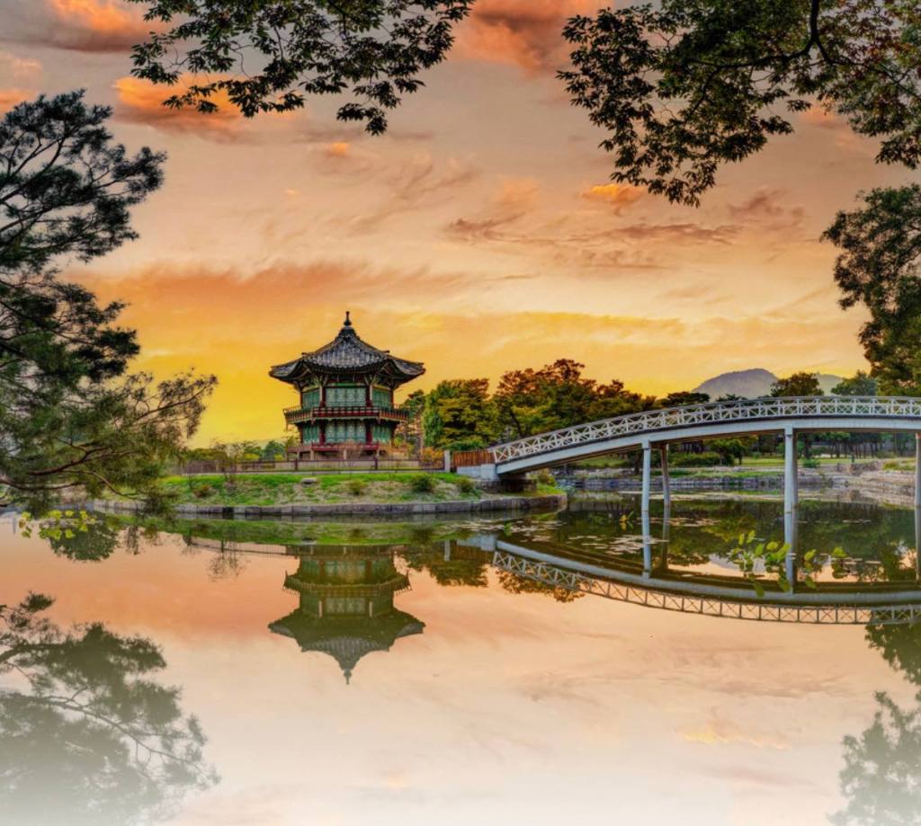 Gyeongbokgung Palace in Seoul: History, Hanbok, Museums, and What to Do&nbsp;Nearby